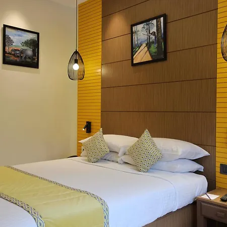 Sterling Munnar Hotel Exterior photo